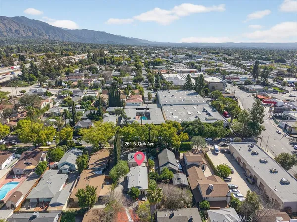 $1,499,888 | 261 North Oak Avenue, Pasadena, CA 91107
