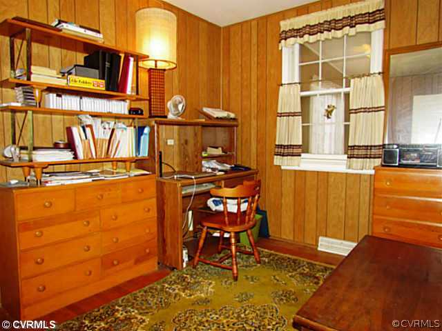1610 Foster Road Richmond, VA 23226 - Photo 8 of 10 Bedroom - Bedroom #3 - Currently used as a den.
