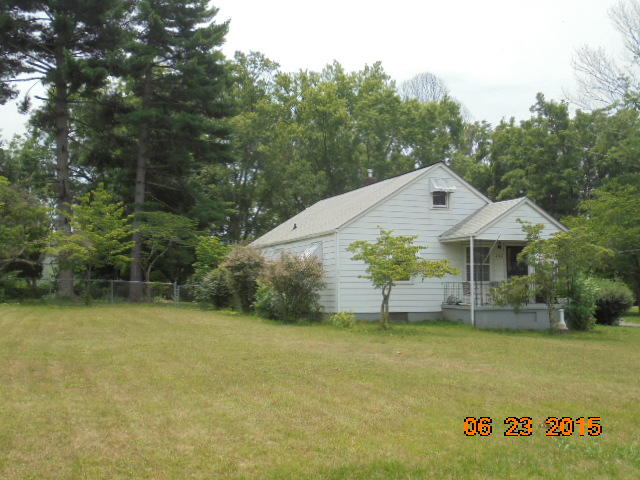 4700 Emory rd 003