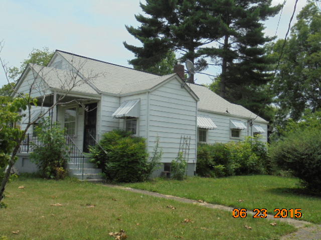 4700 Emory rd 005