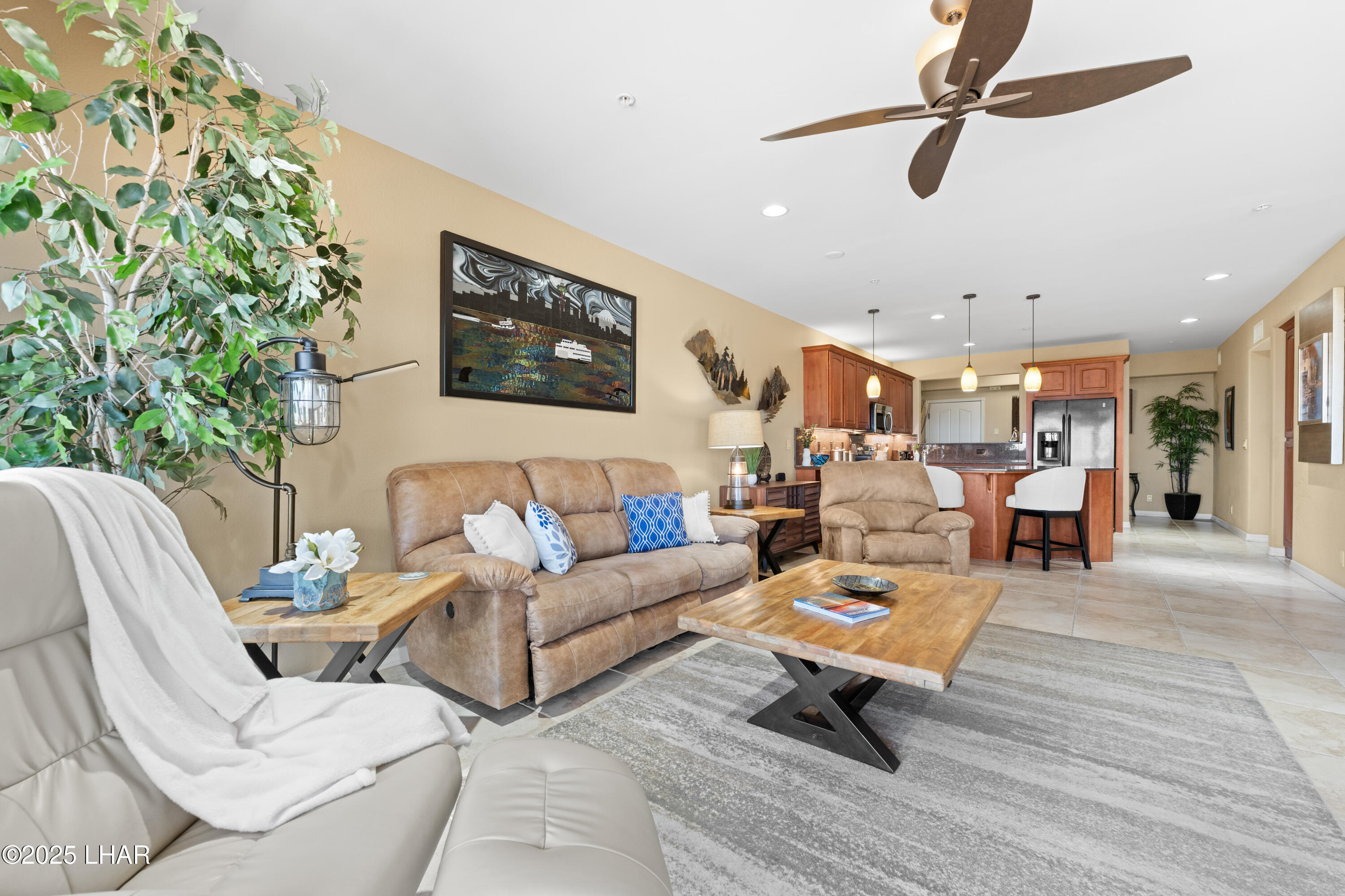 433 London Bridge Road, Unit B202 Lake Havasu City, AZ 86403 - Photo 19 of 63 Tiled Main Living Areas