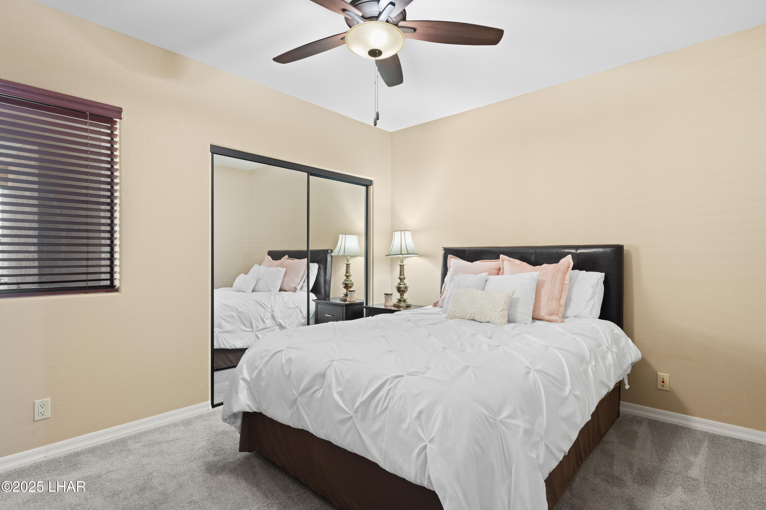 433 London Bridge Road, Unit B202 Lake Havasu City, AZ 86403 - Photo 35 of 63 433 London Bridge Rd 202 5 31 of 40