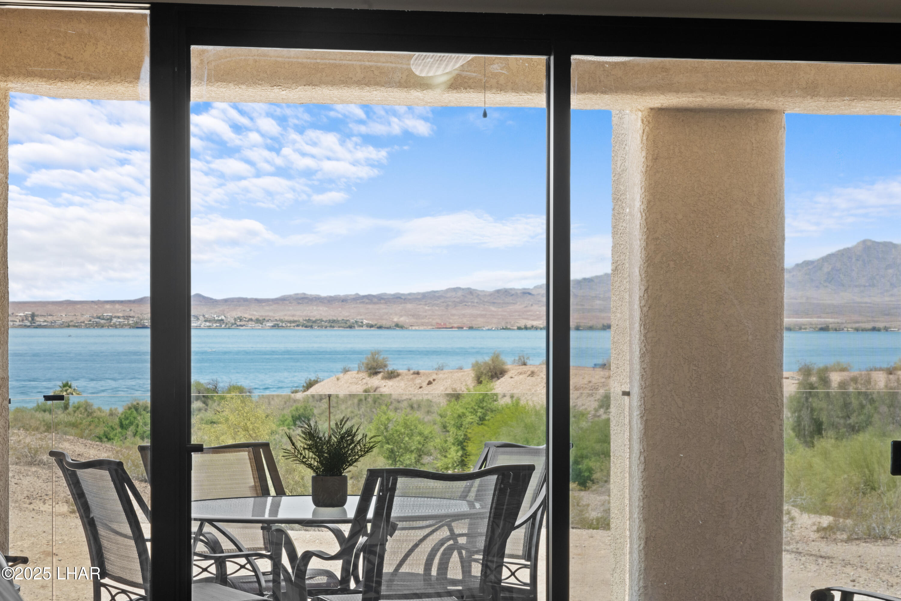433 London Bridge Road, Unit B202 Lake Havasu City, AZ 86403 - Photo 38 of 63 433 London Bridge Rd 202 5 38 of 40