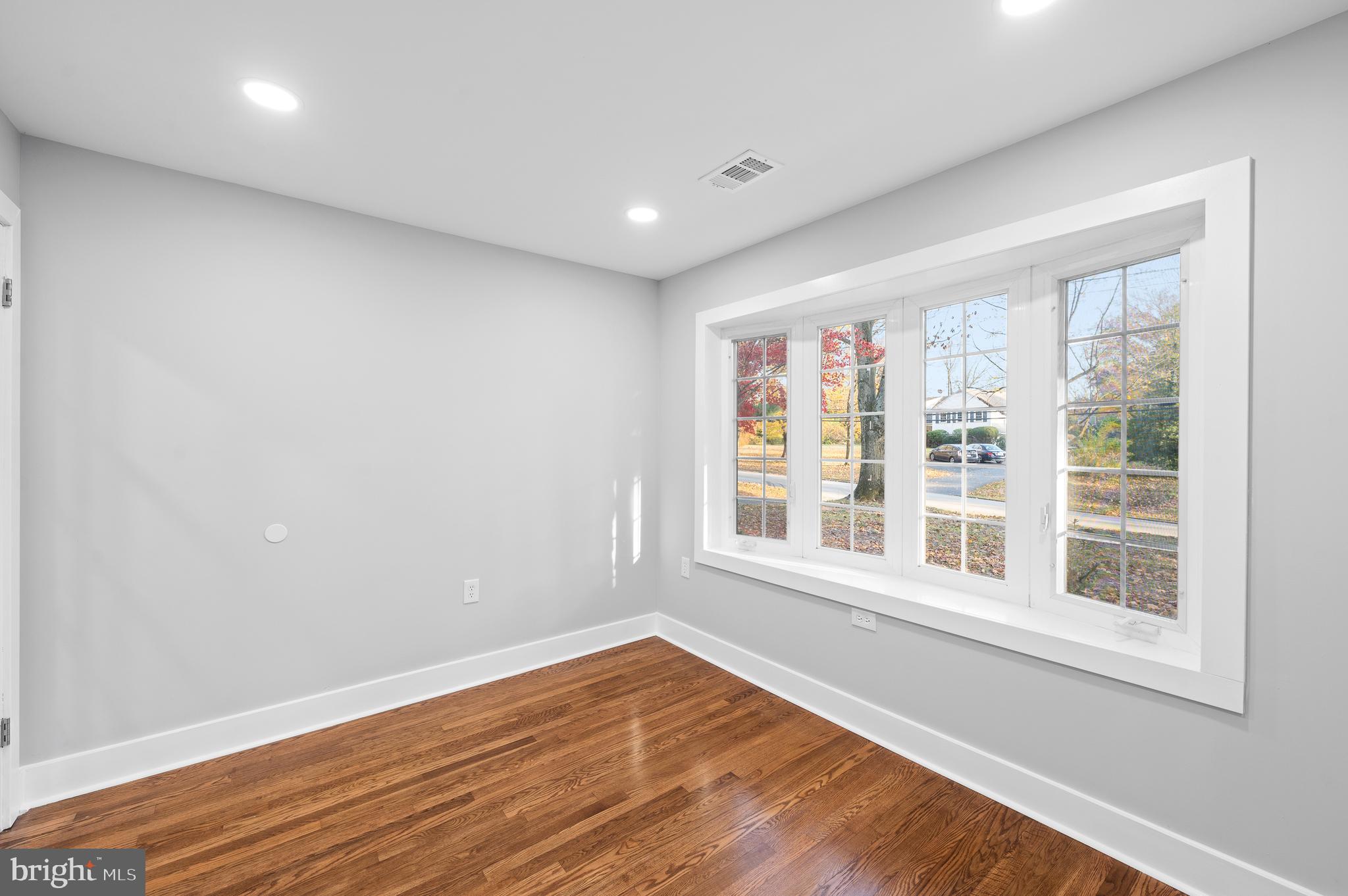 547 Walker Road Wayne, PA 19087 - Photo 17 of 38 Office /Den