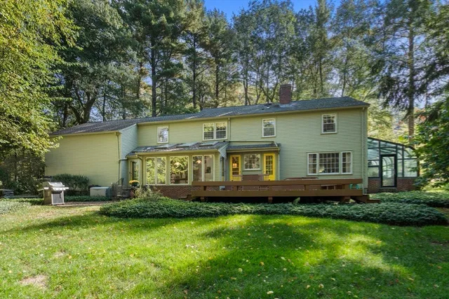 $2,500,000 | 60 Possum Road, Weston, MA 02493