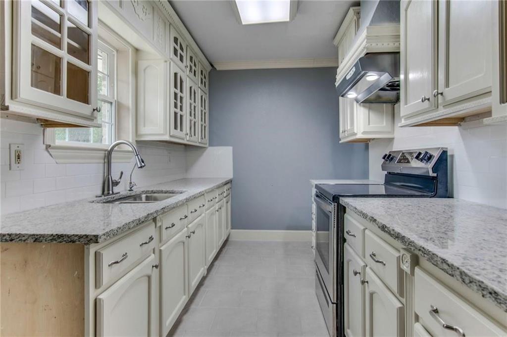 2310 Ridgedale Drive Carrollton, TX 75006 - Photo 5 of 24