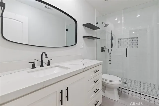 $3,900 | 14915 Harvest Street, Mission Hills, CA 91345