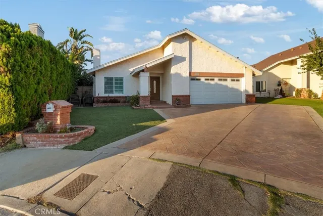 $3,900 | 14915 Harvest Street, Mission Hills, CA 91345