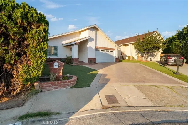 $3,900 | 14915 Harvest Street, Mission Hills, CA 91345