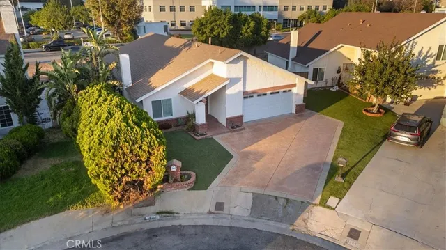 $3,900 | 14915 Harvest Street, Mission Hills, CA 91345