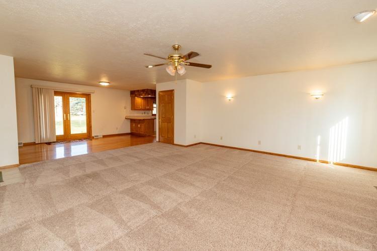 57965 South Apple Road Osceola, IN 46561 - Photo 10 of 36 Gallery Image 10