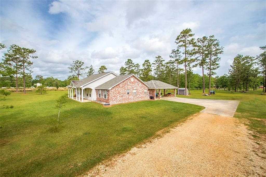 22091 Chappapeela Road Loranger, LA 70446 - Photo 3 of 24 Gallery Image 3