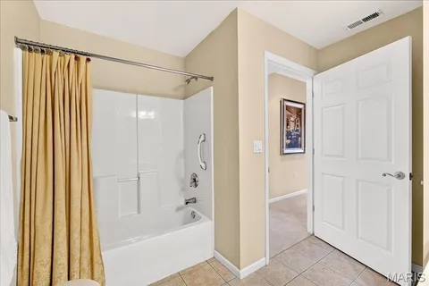 $275,000 | 2 Monarch Trace Court, Unit 108, Chesterfield, MO 63017