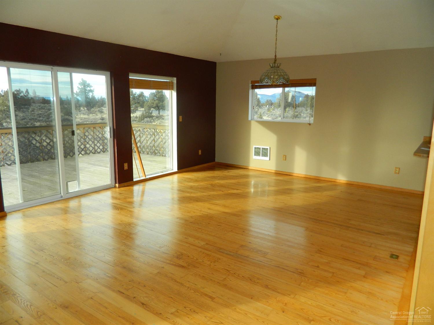 15450 Twin Lakes Road Powell Butte, OR 97753 - Photo 9 of 24 Additional Photo