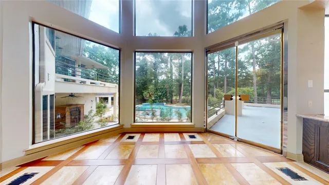 $10,000 | 24 Autumn Crescent, The Woodlands, TX 77381