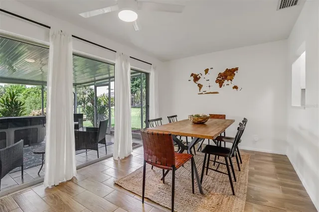 $389,999 | 4711 Forest Glen Drive, North Fort Myers, FL 33903