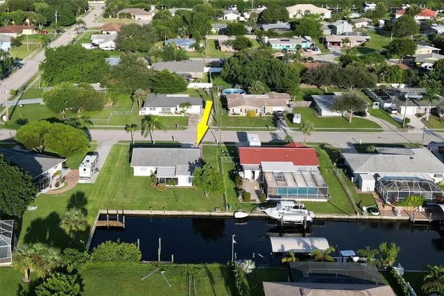 $389,999 | 4711 Forest Glen Drive, North Fort Myers, FL 33903