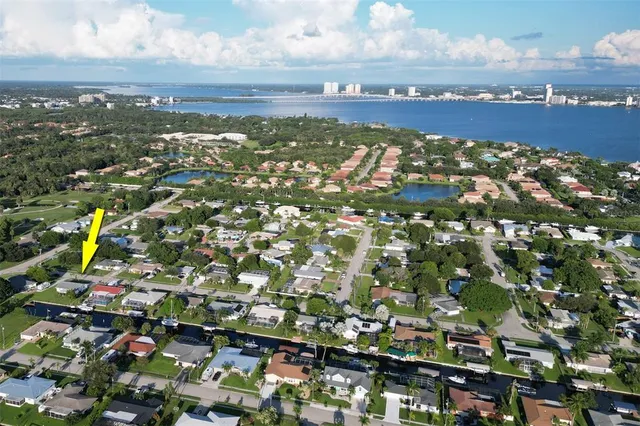 $389,999 | 4711 Forest Glen Drive, North Fort Myers, FL 33903