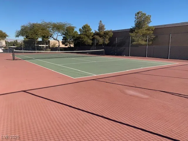 $1,175 | 5055 West Hacienda Avenue, Unit 2210, Las Vegas, NV 89118