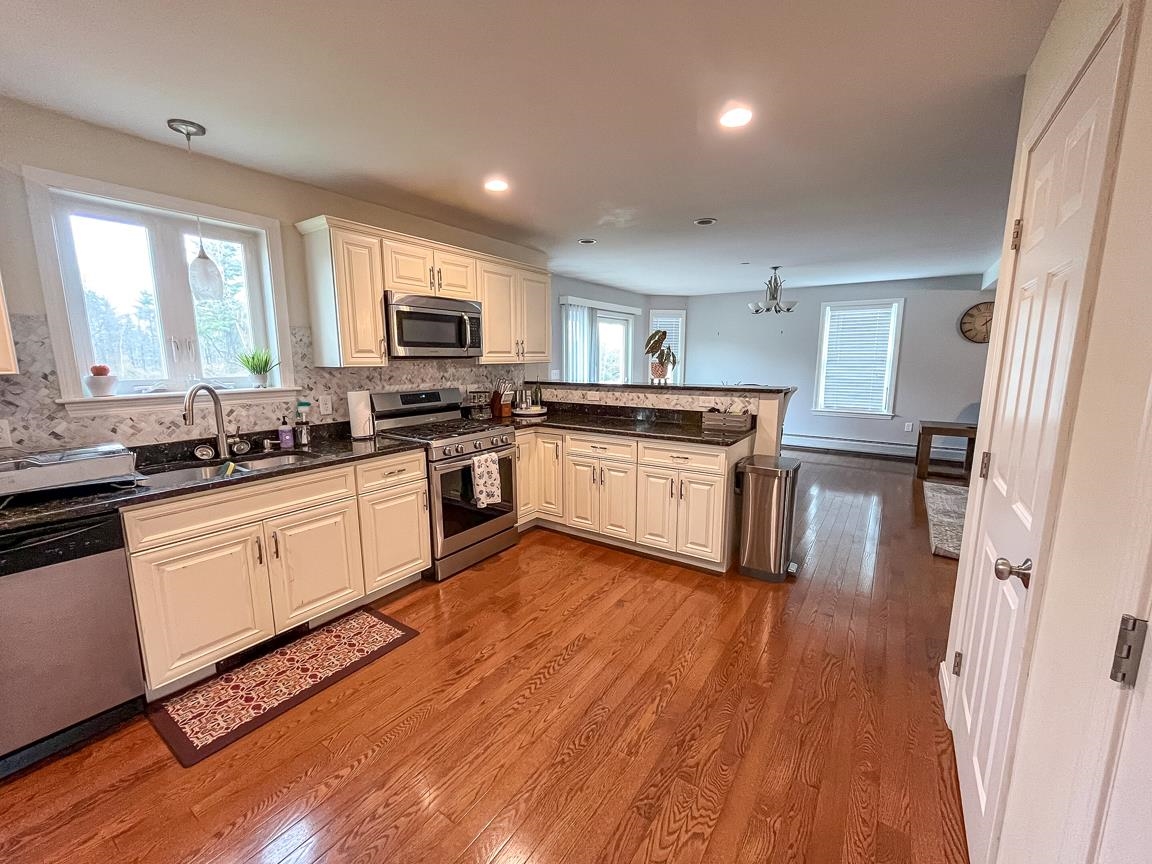 195 Zion Hill Road Northfield, NH 03276 - Photo 6 of 27