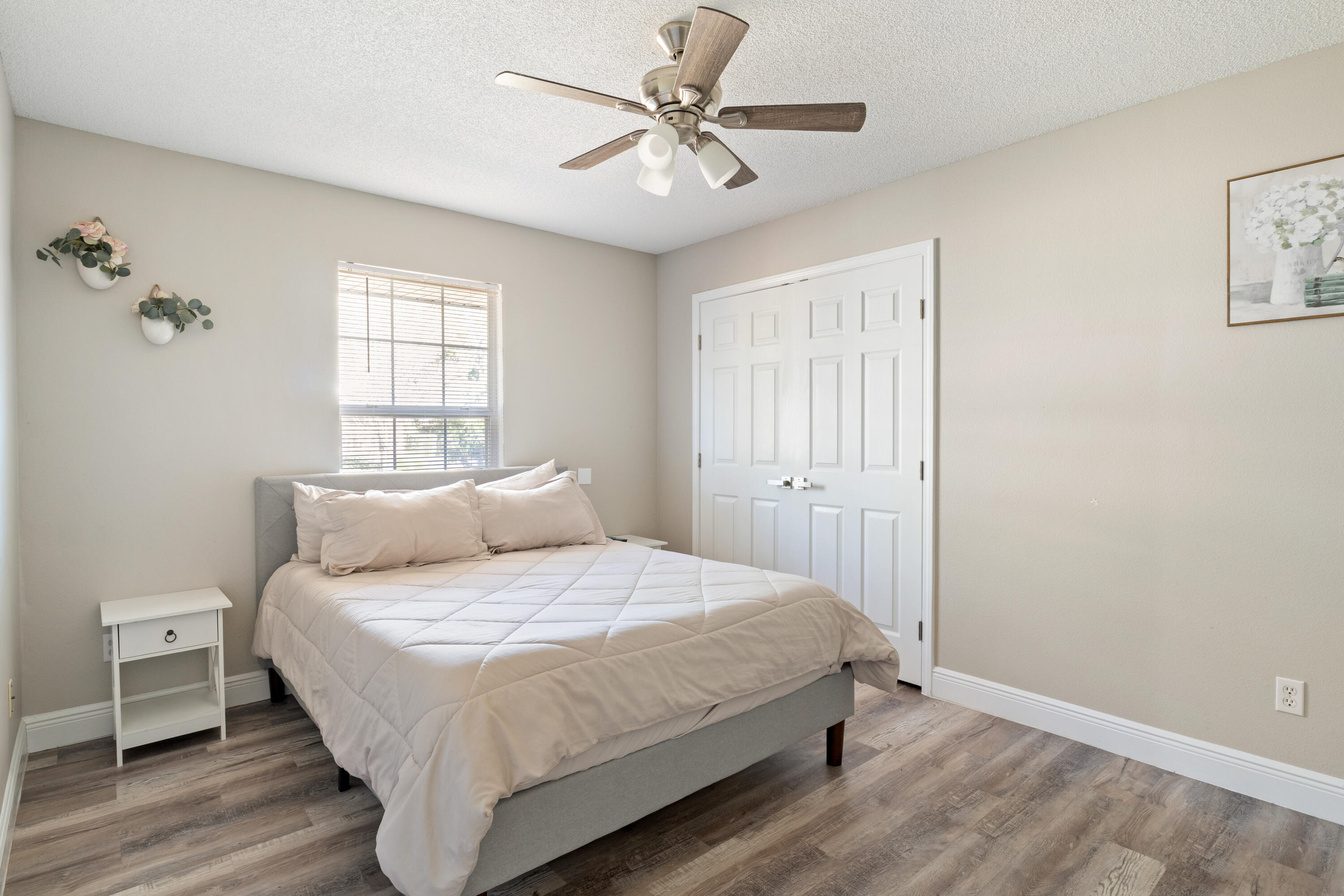 2005 Cardinal Lane Navarre, FL 32566 - Photo 23 of 37 a bedroom with a bed and a window