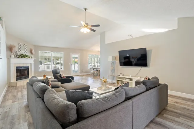 $530,000 | 2005 Cardinal Lane, Navarre, FL 32566