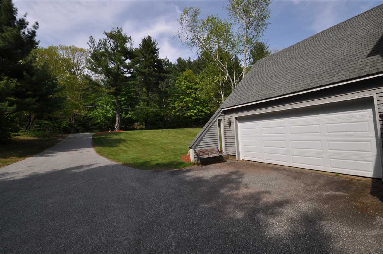 196 Worcester Road Hollis, NH 03049 - Photo 3 of 39