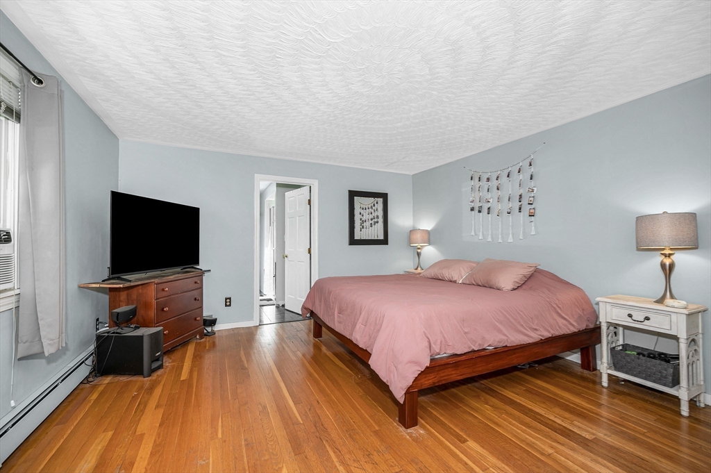 49 Countryside Road Grafton, MA 01536 - Photo 14 of 36