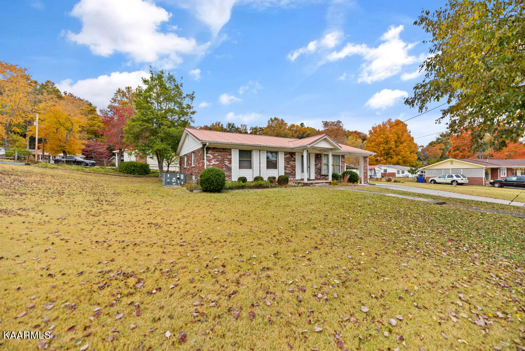 504 Robertsville Road Oak Ridge, TN 37830 - Photo 3 of 20 Corner Lot