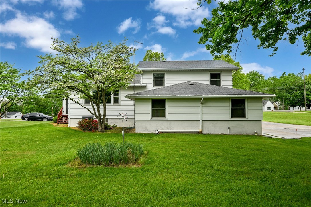 1883 Massillon Road Akron, OH 44312 - Photo 10 of 50 Gallery Image 10