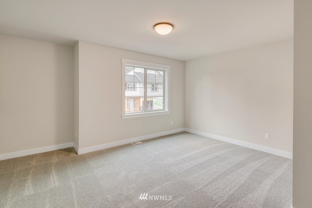 4 213th Street Southwest Bothell, WA 98021 - Photo 14 of 28