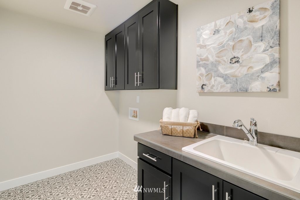 4 213th Street Southwest Bothell, WA 98021 - Photo 16 of 28