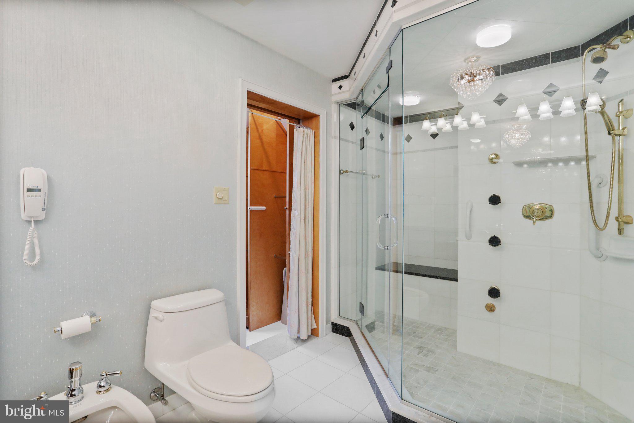 965 Braddock Road Cumberland, MD 21502 - Photo 50 of 79 Steam Shower Suite #2