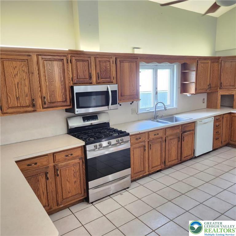 2357 Spring Street Coplay, PA 18037 - Photo 7 of 39 Gallery Image 7