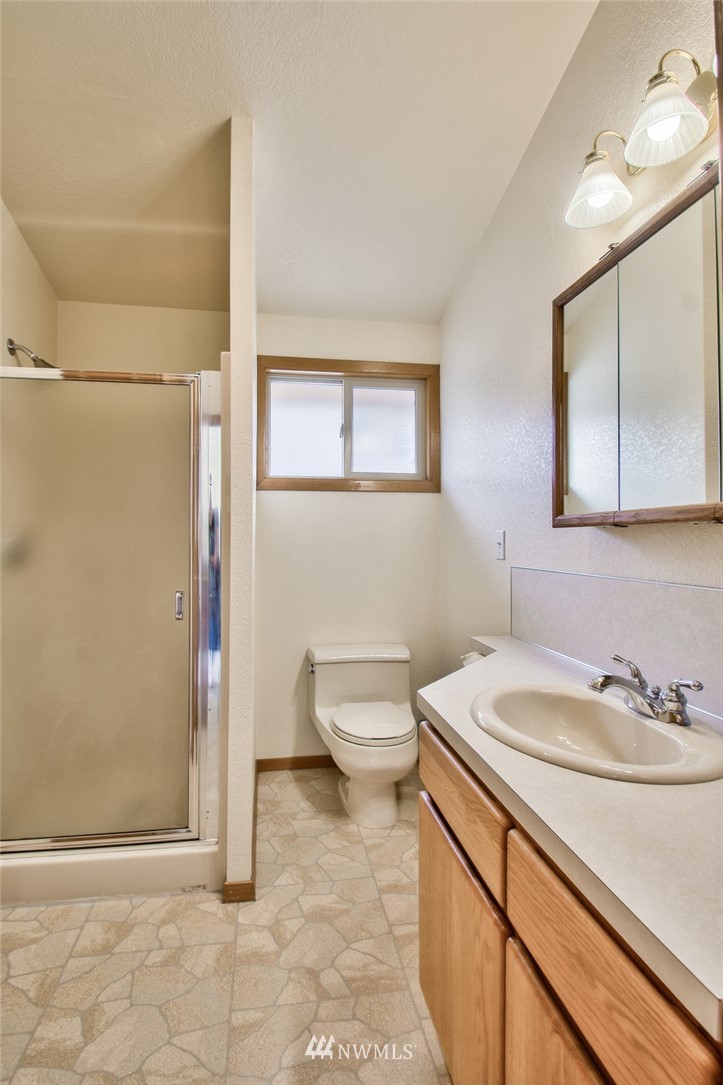 18828 Sulfur Springs Road Mount Vernon, WA 98274 - Photo 13 of 23 Gallery Image 13