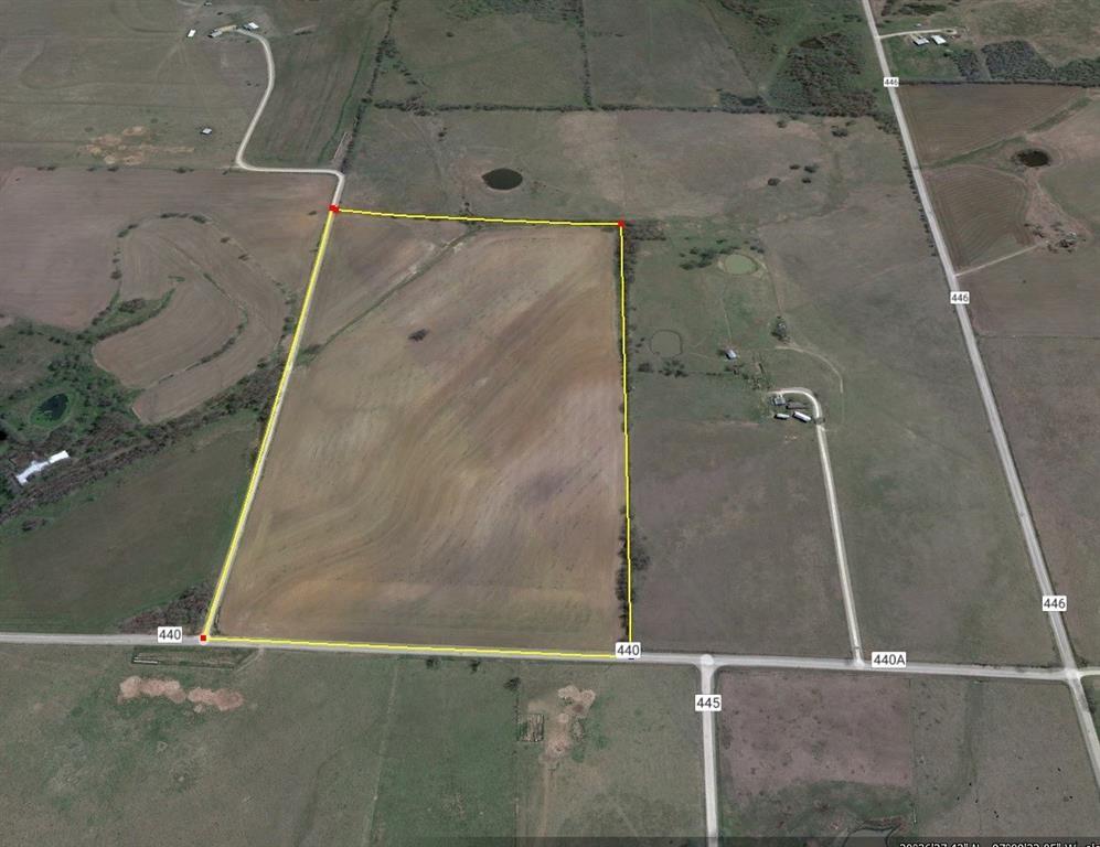 2 County Road 440 Thorndale, TX 76577 - Photo 12 of 29 an empty room with a wooden door