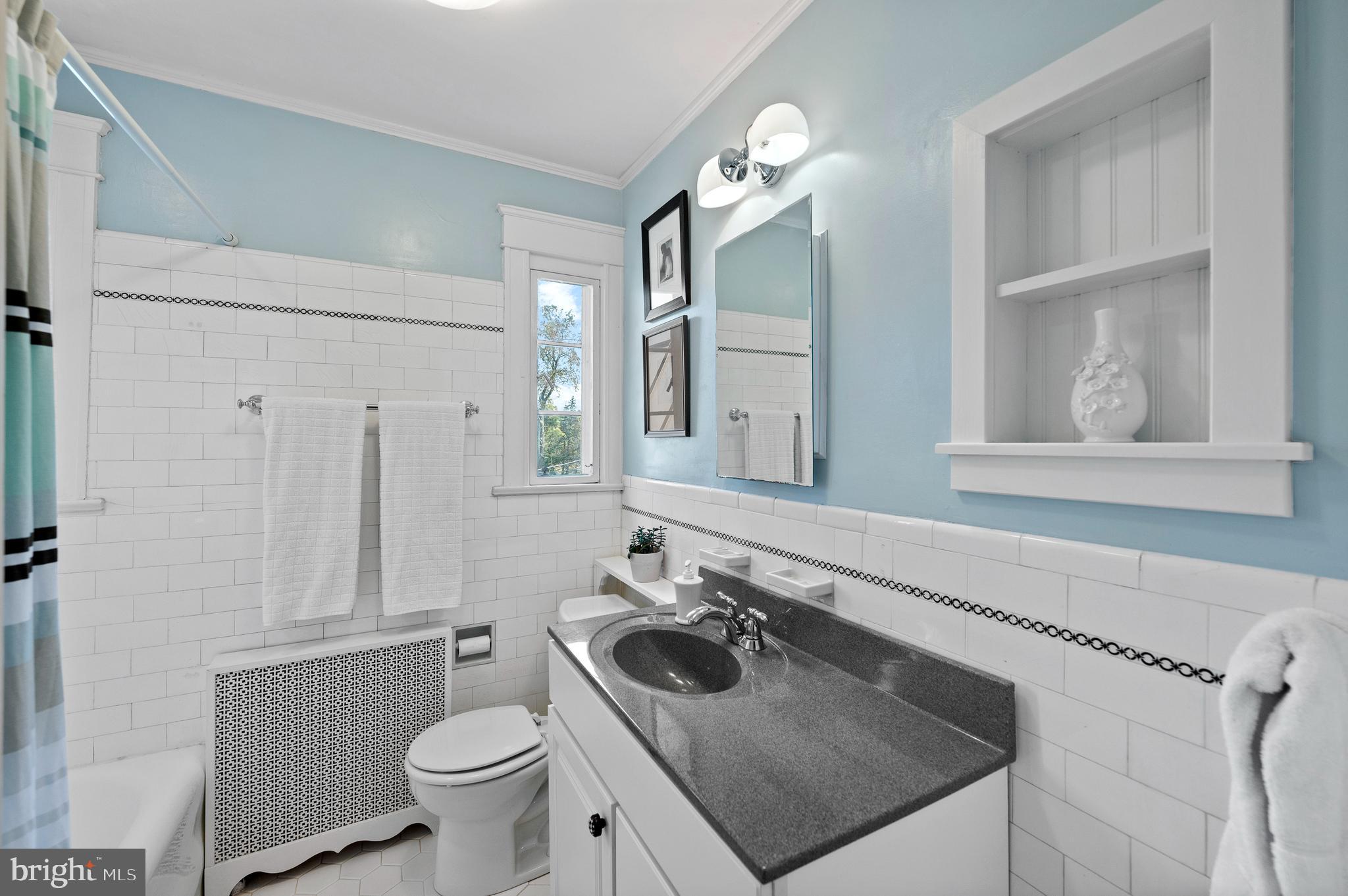 232 Walnut Road Wayne, PA 19087 - Photo 21 of 35 Full Hall Bathroom-2nd Floor