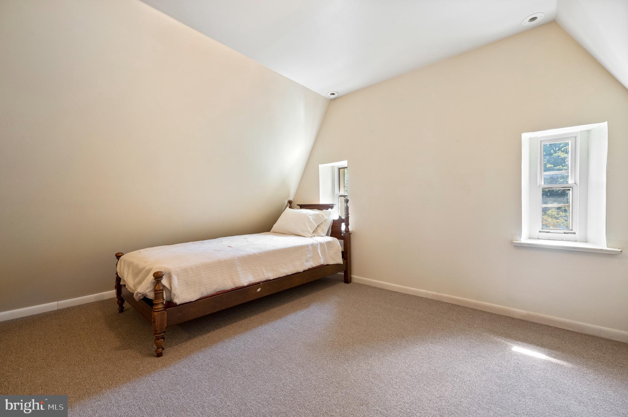 232 Walnut Road Wayne, PA 19087 - Photo 26 of 35 3rd Floor Bonus Space