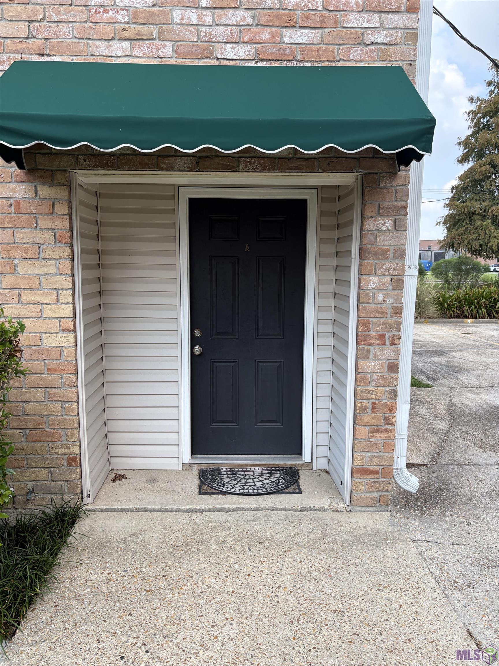 913 West Rothland Street, Unit A Gonzales, LA 70737 - Photo 1 of 35 Gallery Image 1