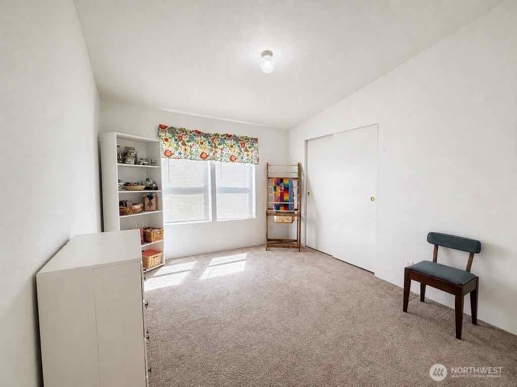 10239 185th Avenue Southwest, Unit 10 Rochester, WA 98579 - Photo 9 of 20