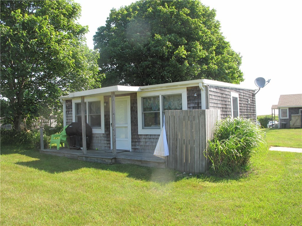 697 Corn Neck Road Block Island, RI 02807 - Photo 7 of 9