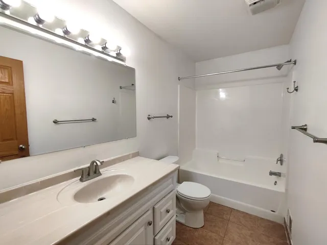 $629,900 | 14432 15th Avenue North, Plymouth, MN 55447