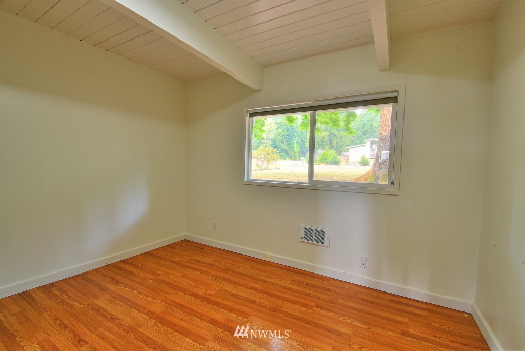 2557 MacKenzie Road Bellingham, WA 98226 - Photo 17 of 25 Gallery Image 17