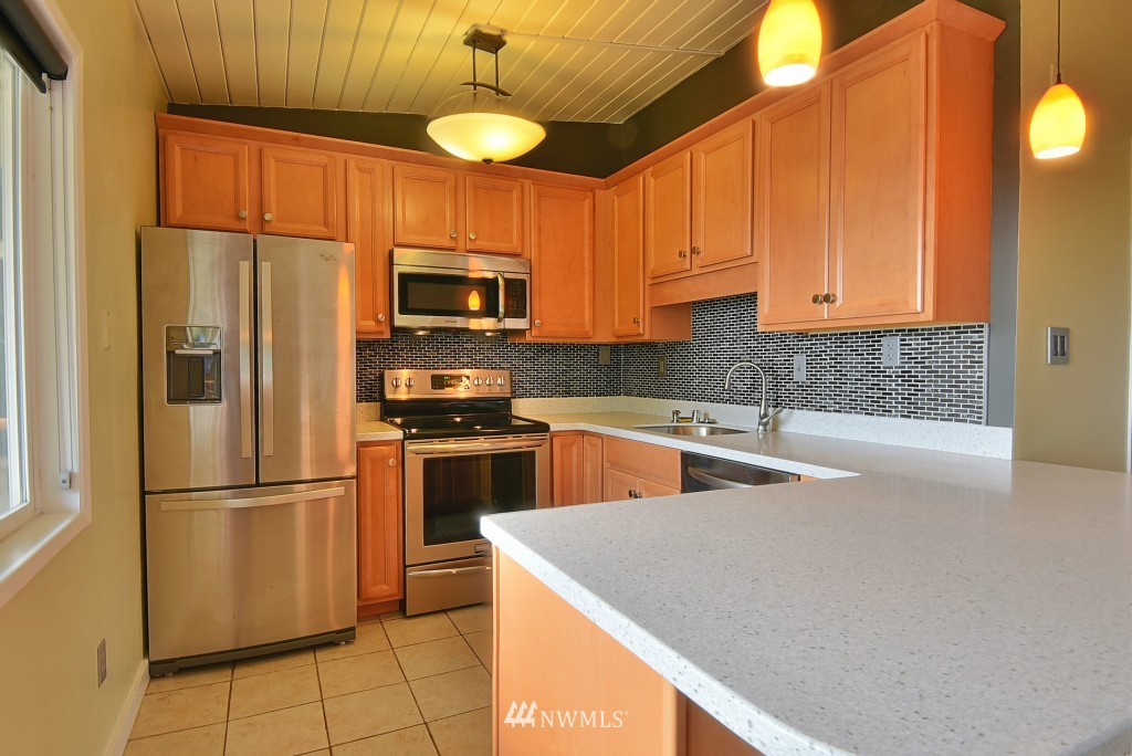 2557 MacKenzie Road Bellingham, WA 98226 - Photo 7 of 25 Gallery Image 7