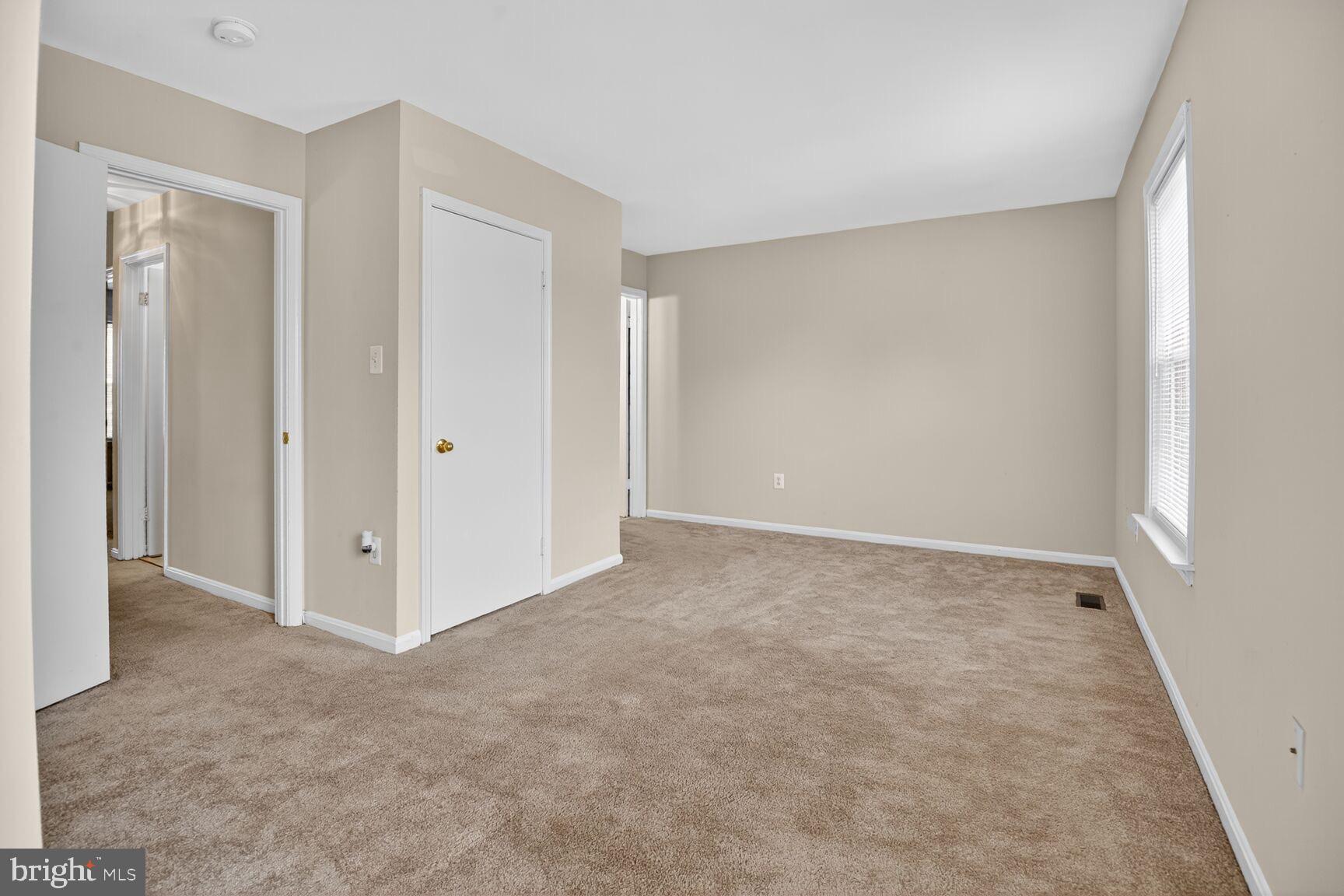 3423 Tendril Court Woodbridge, VA 22192 - Photo 13 of 20 a view of an empty room and closet area