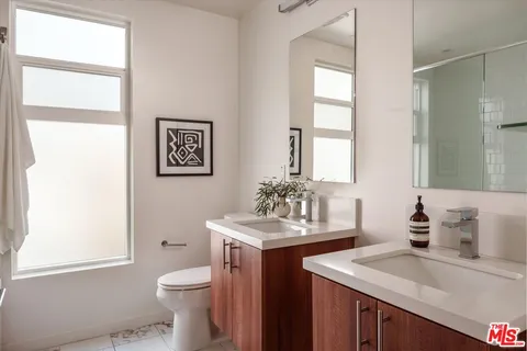 $1,499,000 | 1925 Griffith Park Boulevard, Los Angeles, CA 90039