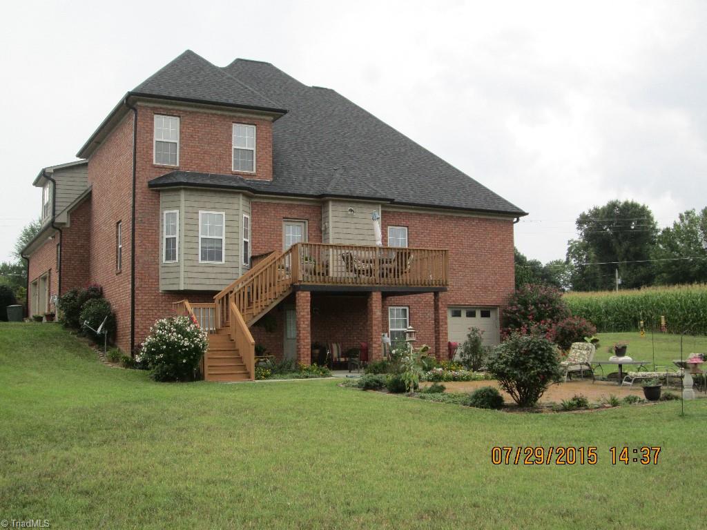 1984 Payne Road Lexington, NC 27295 - Photo 3 of 30 Gallery Image 3