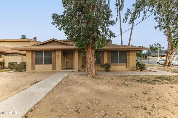 $790,000 | 3302 West Northern Avenue, Phoenix, AZ 85051
