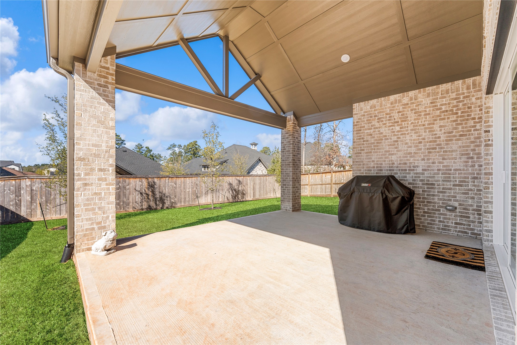 1710 Divino Pass Conroe, TX 77304 - Photo 32 of 40