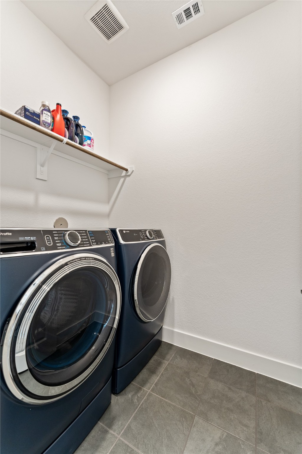 1710 Divino Pass Conroe, TX 77304 - Photo 9 of 40